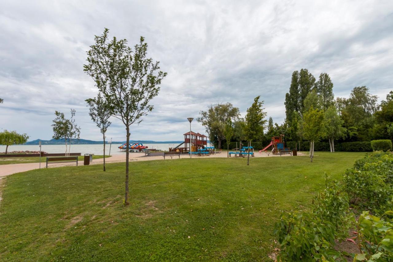 Apartament Fonyód Beach Apartment